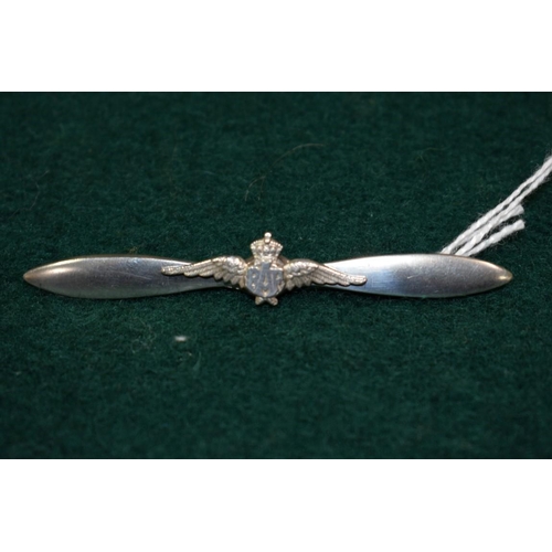 502 - A silver RAF propeller sweetheart brooch, Chester 1944, 76mm, 8g.