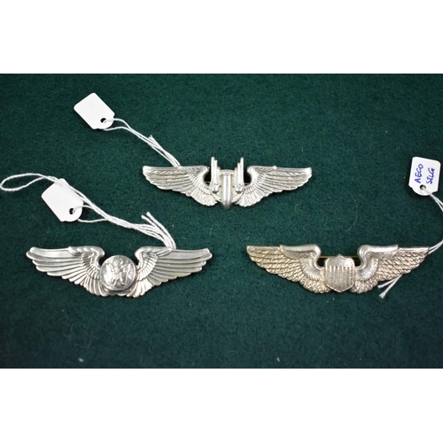 544 - Three silver US Airforce wings, ranks; Pilot; Aerial Gunner; and Enlisted Aircrew by Gemsco, (3).... 