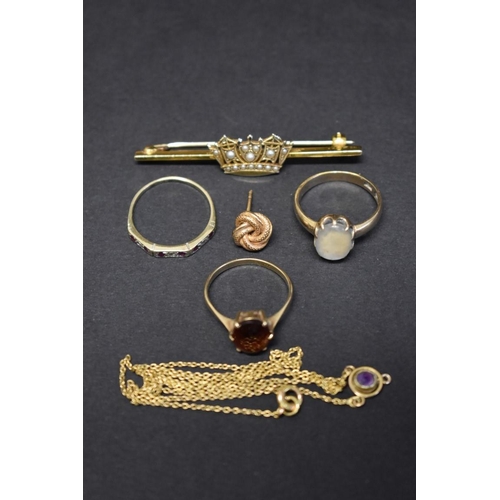 124 - A 9ct gold bar brooch decorated central crown set split pearls; together with three 9ct gold gem set... 