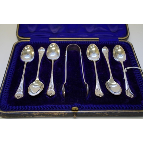 22 - A cased set of six silver teaspoons and matching sugar tongs, by Joseph Rodgers & Sons, Sheffiel... 