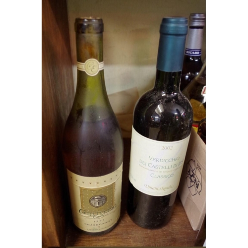 585 - Ten various bottles of white wine, to include: three 75cl 1996 Pouilly-Fume; and a 75cl 2001 Do... 