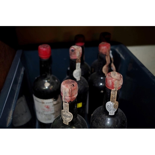 599 - Ten bottles of Grahams 1966 vintage port; together with a bottle of MacKenzie 1966 vintage port. (11... 