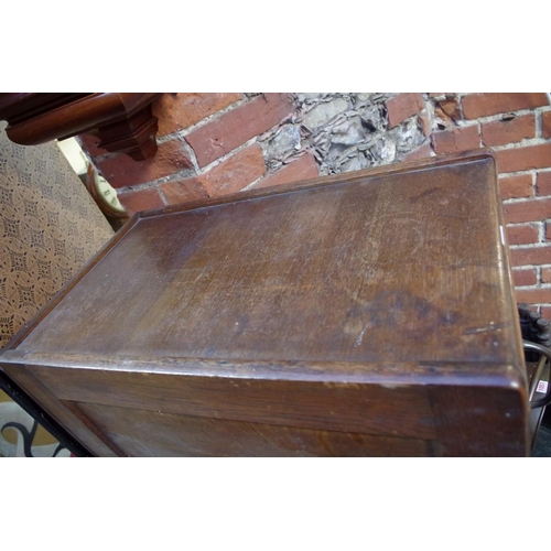 1206 - A 1920s oak two drawer filing cabinet, 37cm wide.