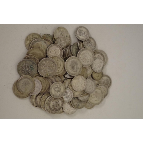 205 - A quantity of pre-1947 shillings and florins, George V and George VI, 1920-1946, 590g.... 