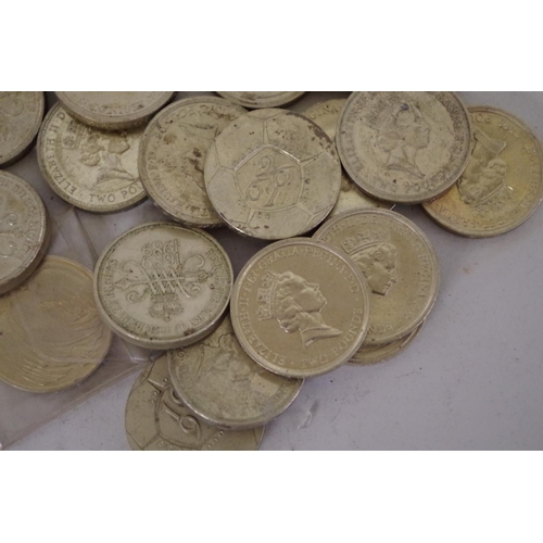 219 - Twenty three old commemorative £2 coins; to include nine 1986 examples.