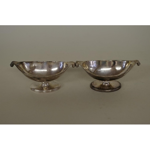 64 - A pair of George III silver boat shaped salts, by Henry Chawner, London 1791, 11cm, 131g.... 