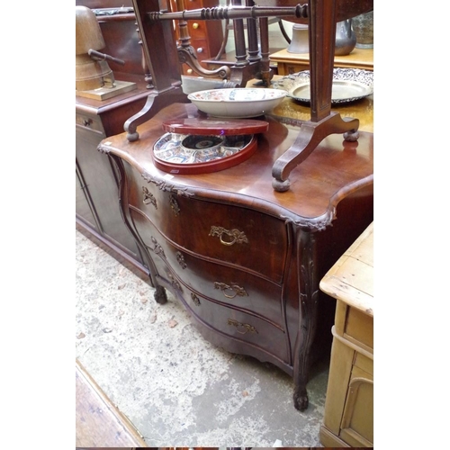 1198 - An 18th century Dutch mahogany bombe chest, 104cm wide. 