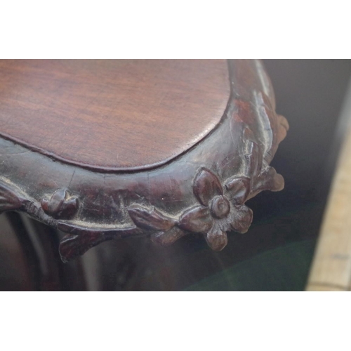 1198 - An 18th century Dutch mahogany bombe chest, 104cm wide. 