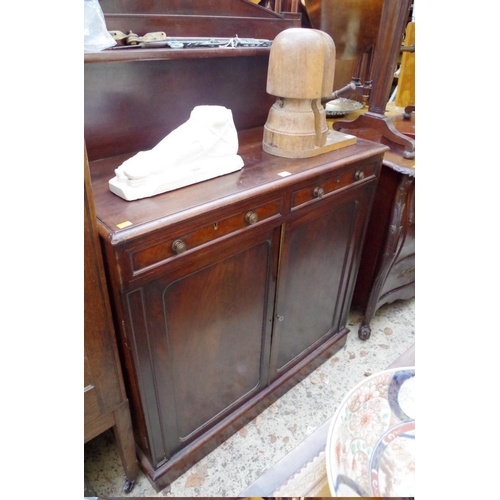 1202 - A 19th century Victorian chiffonier, 99cm wide.