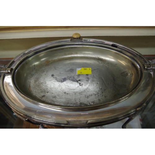 83 - A silver plated breakfast serving dish, 32cm.