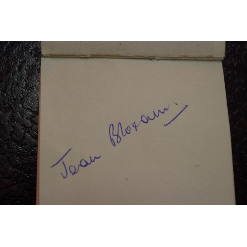 572 - Autograph Album: containing: Carroll Shelby; Roy Salvadori; Graham Hill (2); Dan Gurney; Jimmy Clark... 