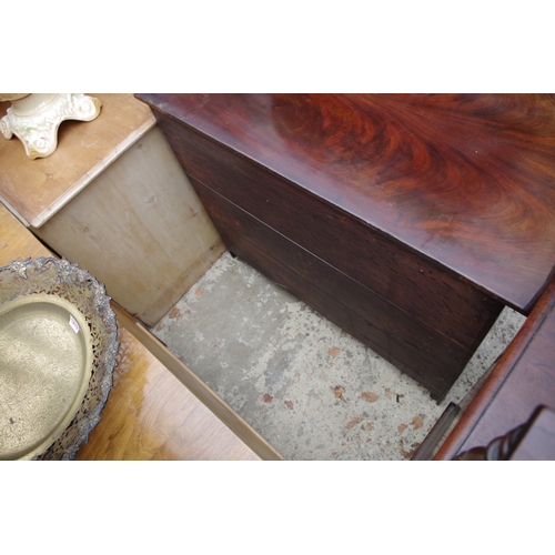 1198 - An 18th century Dutch mahogany bombe chest, 104cm wide. 