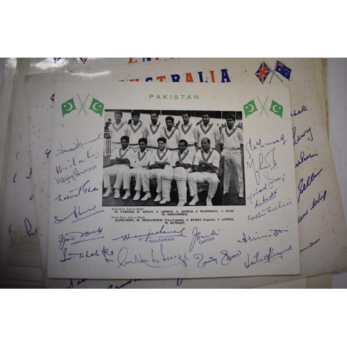 586 - CRICKET: collection of 10 international cricket team souvenirs, early 1960s period inc. Austral... 