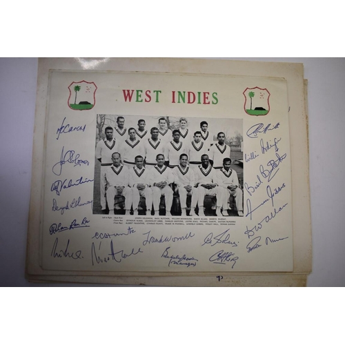 586 - CRICKET: collection of 10 international cricket team souvenirs, early 1960s period inc. Austral... 