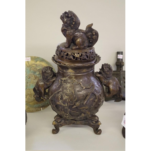 565 - A group of Chinese Archaistic style bronzes, comprising: a large twin handled tripod censer and cove... 