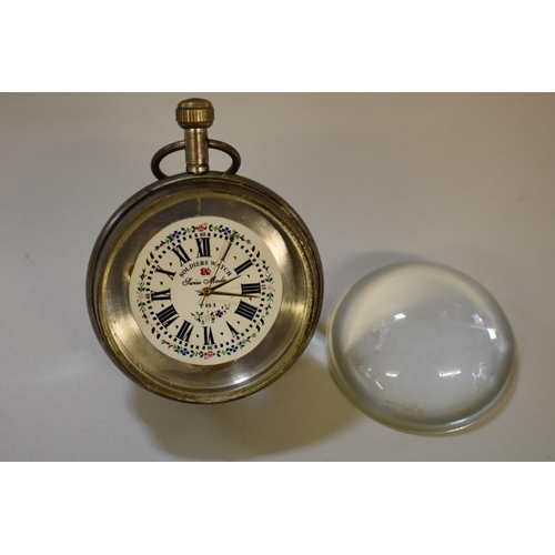 275 - A vintage 'Soldiers Watch' glass ball clock, having Swiss movement, stem wind, 65mm.... 