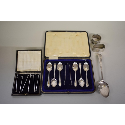 78 - A cased set of silver teaspoons with matching tongs, by Cooper Bros & Sons Ltd, Sheffield 1919; ... 