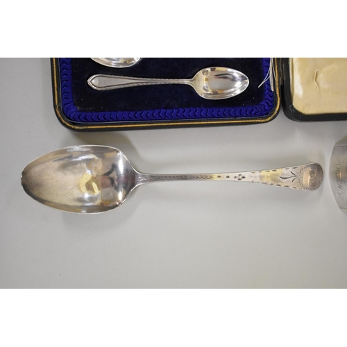 78 - A cased set of silver teaspoons with matching tongs, by Cooper Bros & Sons Ltd, Sheffield 1919; ... 