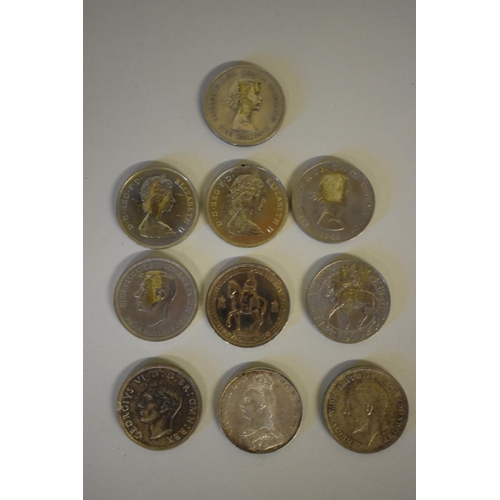 188 - Coins: ten British crowns, to include three silver examples; Victoria 1890; George V 1935; and Georg... 