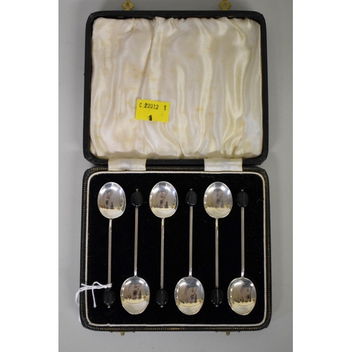 55 - A cased set of six silver coffee spoons, by William Suckling Ltd, Birmingham 1938.... 