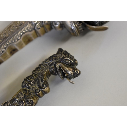 1681 - An ornamental white metal and plated Singalese Sri Lanka kastane, and scabbard, 62cm.... 