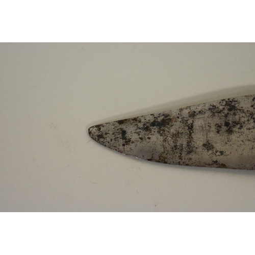 1700 - An 18th/19th century Ceylonese Kandyan knife, or ul-pihiya, 29cm, (no sheath).