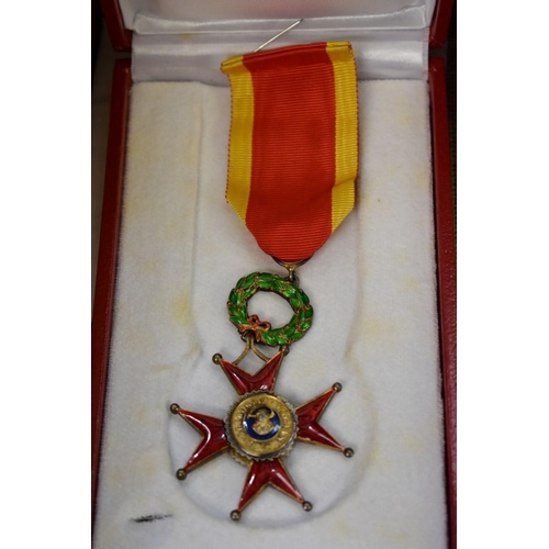 1838 - Medals: a Papal Order of the Knight of St Gregory the Great, with associated letter of provenance.... 