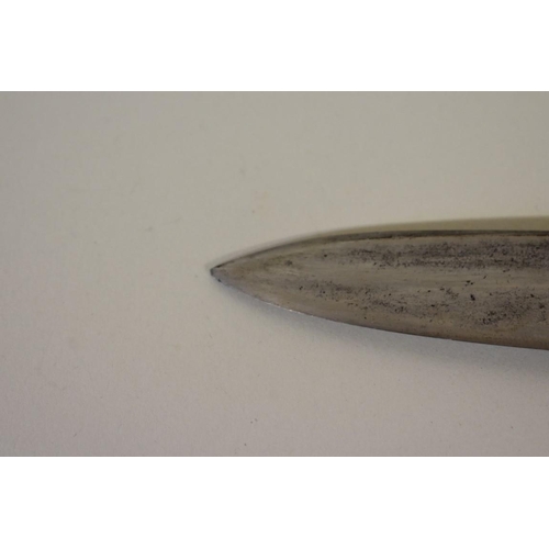 1849 - A military type knife, by 'B B Wells, Strand', the 13.5cm blade inscribed 'Hunter's Companion', in s... 