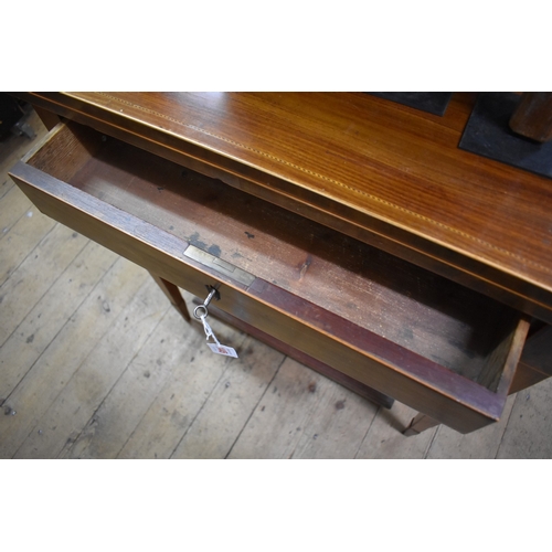 1445 - A George III mahogany and line inlaid tea table, 99cm wide. 