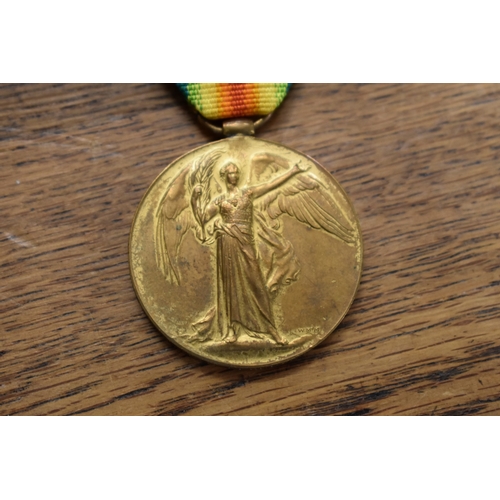 1840 - Medals: a quantity of British World War I and II medals; to include a World War I War medal to S E 3... 