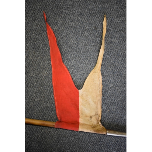 2027 - A World War I Indian Cavalry lance, inscribed and dated 1915, with pennant, 283cm long.... 