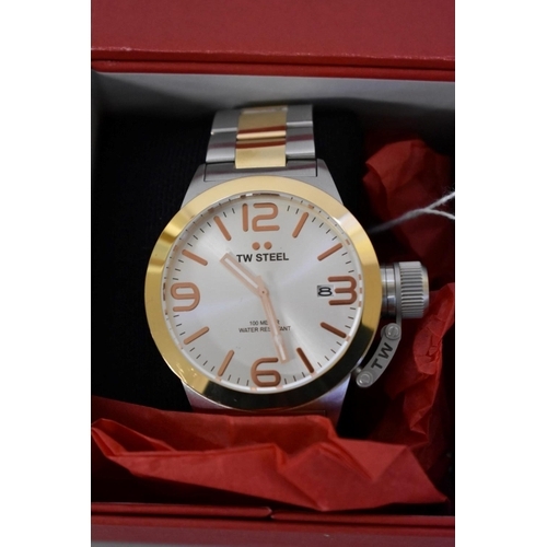 510 - A modern TW Steel CB121 stainless steel and gold plated quartz wristwatch, 45mm.