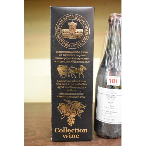 101 - A bottle of Tavrida Black Muscat, 1937, Massandra Collection, in card box. ... 