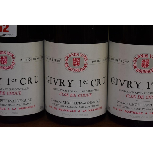 62 - Six 75cl bottles of Givry 1er Cru Clos de Choue, 1996, Chofflet Valdenaire. (6)PLEASE NOTE: ADDITION... 