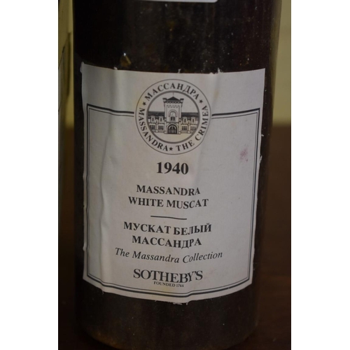 99 - A bottle of White Muscat, 1940, Massandra Collection, in card box.