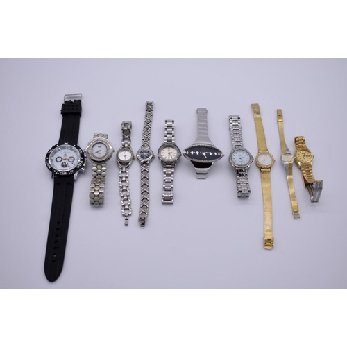 521 - A quantity of modern ladies fashion wristwatches.