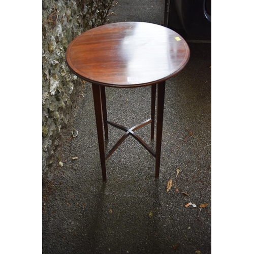 1091 - An Edwardian mahogany inlaid occasional table.This lot can only be collected on Saturday 1st August ... 