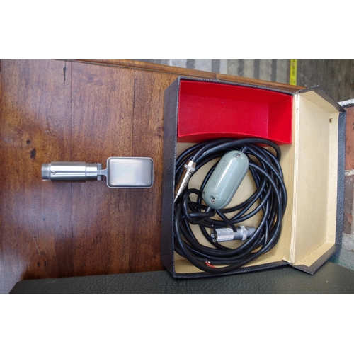 1334 - A Ferrograph model 808 tape recorder,&nbsp;together with two ribbon microphones by Reslosound Ltd; a... 