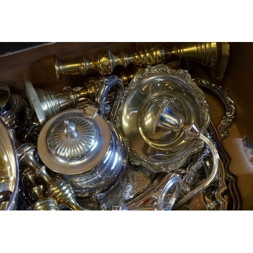 1080 - A quantity of silver plate and copper items.This lot can only be collected on Saturday 19th December... 