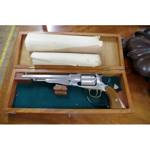 1929A - A New Model Army .44 cal black powder pistol, by Hilton, in fitted box, (a.f.). Please Note: Black p... 