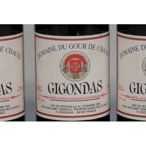 594 - Five 75cl bottles of Gigondas, 1985, Domaine du Gour du Chaule. (5)