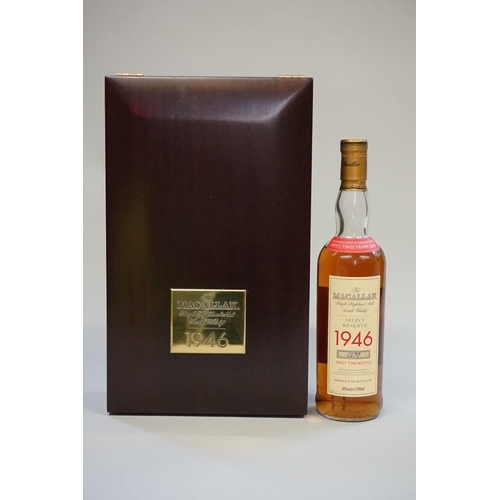 643 - A 70cl bottle of The Macallan 52 year old 1946 vintage 'Select Reserve' whisky,&nbsp;No.1279, in pre...