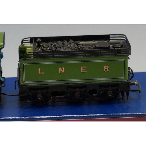 511 - A DJH K73 'OO' gauge LNER 4-4-2 Ivatt Atlantic C1 large boiler locomotive 4446 and tender, in origin... 