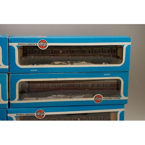 545 - Six 'OO' gauge LMS coaches, each in Airfix box. (6)