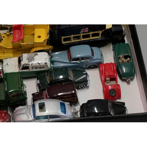 557 - A small collection of diecast vehicles, to include Lesney, some boxed. (qty)