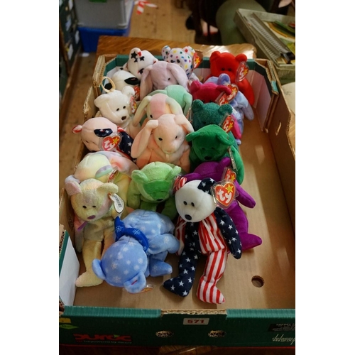 571 - Twenty Ty 'Beanie Babies', each with tag. (20)