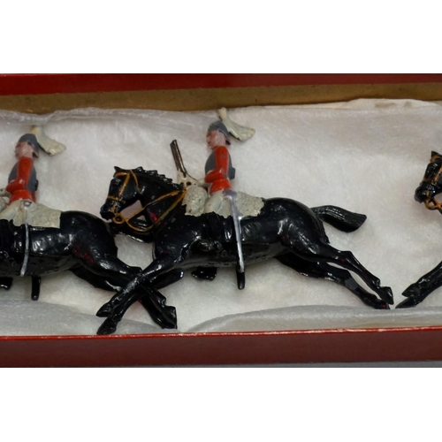 572 - A Britains set 43 '2nd Life Guards', boxed.