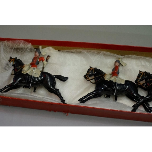 572 - A Britains set 43 '2nd Life Guards', boxed.