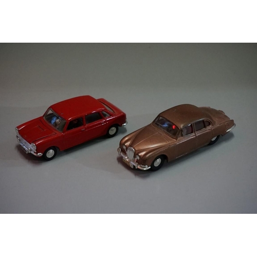 586 - Two Spot-On tinplate cars, comprising: 'Jaguar S-Type'; and 'Austin 1800'. (2)