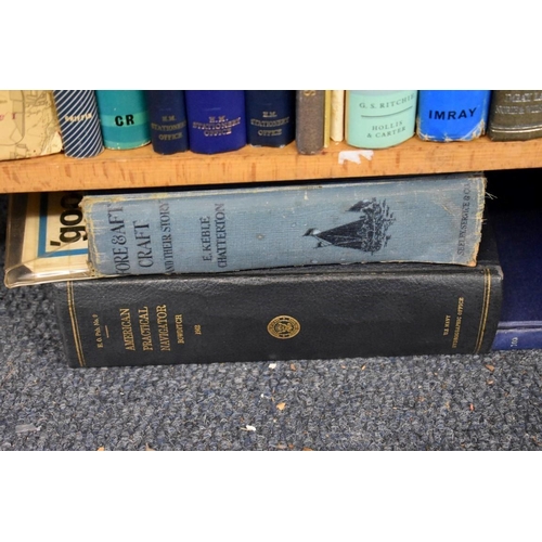 112 - MARINE NAVIGATION: collection of navigation manuals and related, mid-later c20, various sizes, ... 